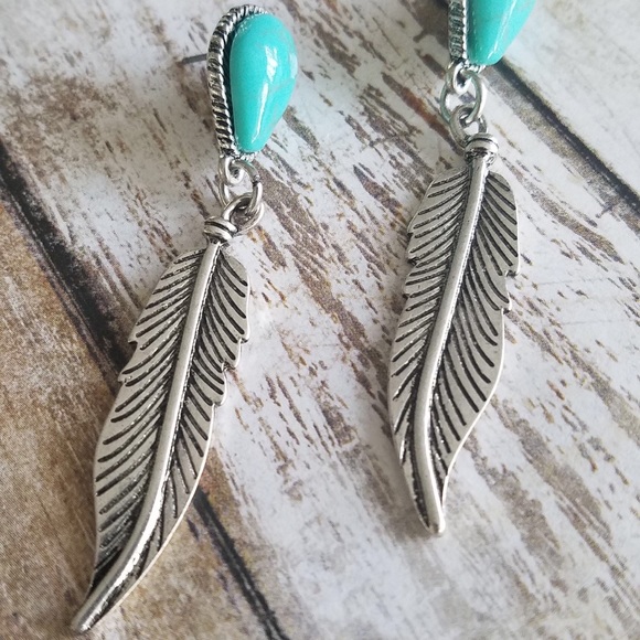Silver turquoise  earrings - Picture 3 of 7